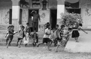 Aloheen Pathshala - আলোহীন পাঠশালা 2 School9
